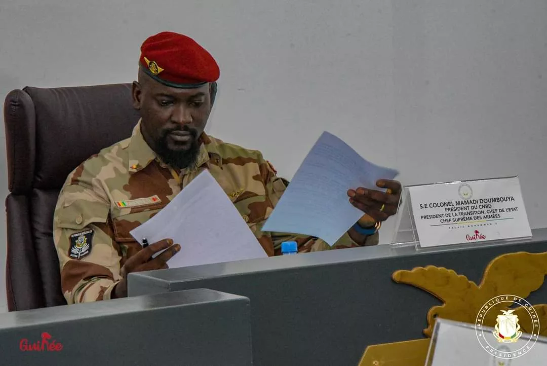 Il colonnello Doumbouya nomina ambasciatori guineani in Sud Africa, Spagna, Ginevra e Italia… (Decreto)