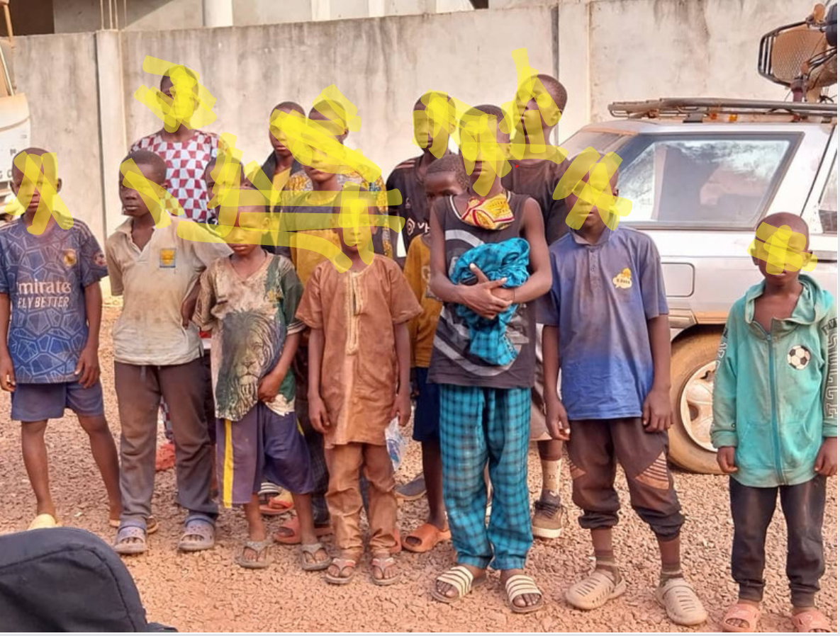 Immigration- Boké: 15 enfants interceptés à Boundoufouroudou ramenés et remis à leurs parents