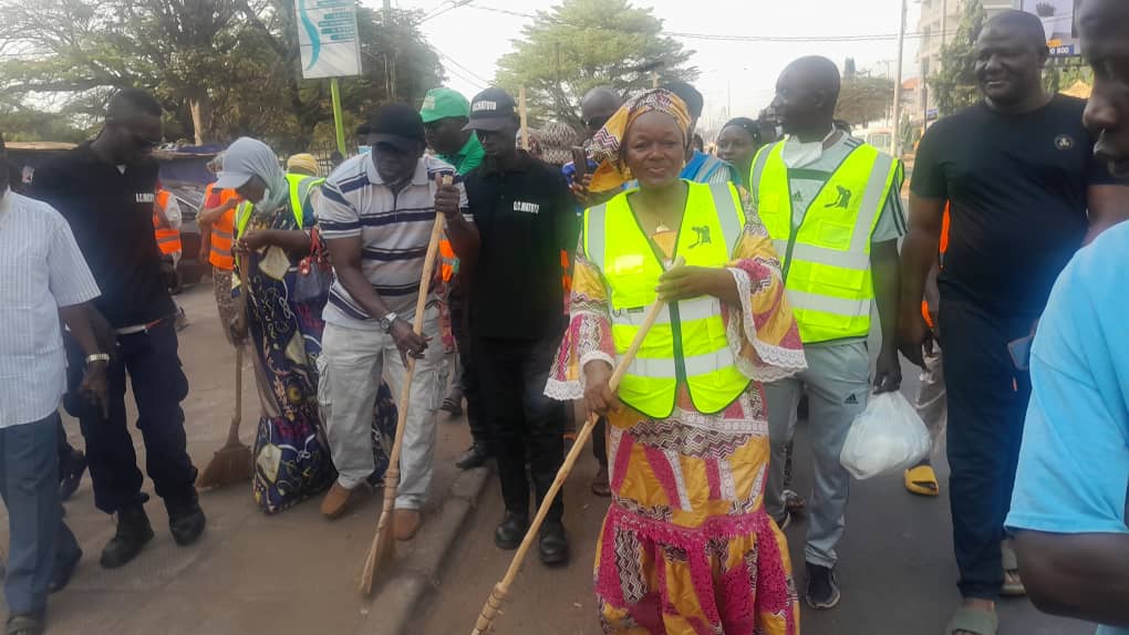 Commune de Matoto : une journée d’assainissement lancée à Simbaya 2